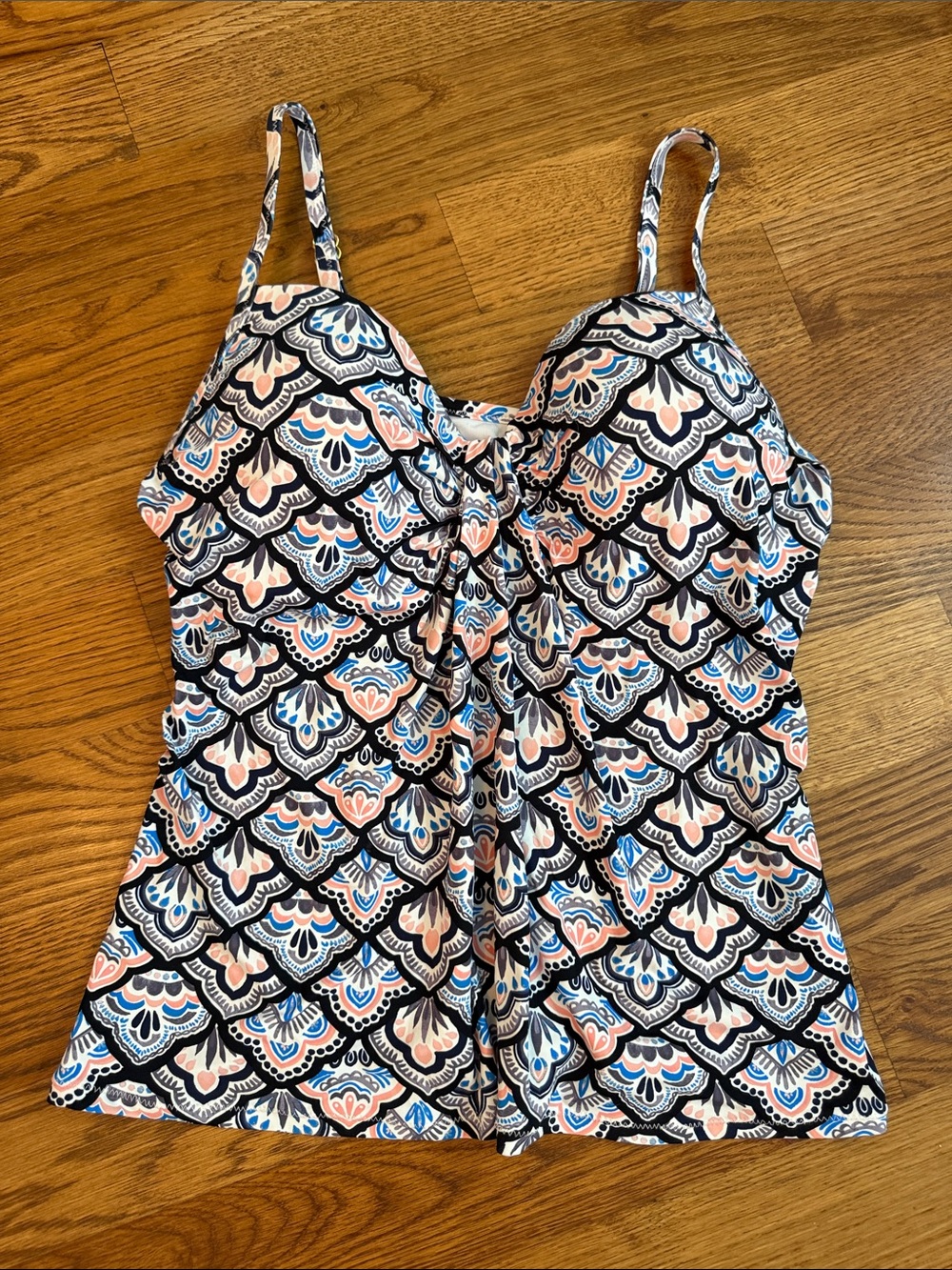 Leilani Tankini Swim Top Size 12 Multicolor Paisley Twist Front Underwire